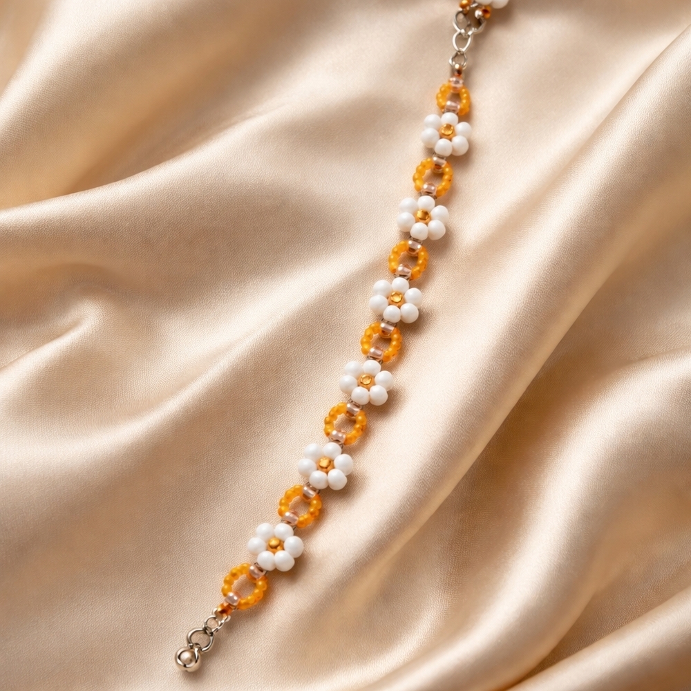 Boho Chic • Minimalist Daisy Bracelet • Handmade Elegance Effortlessly bohem - Picture 5 of 5